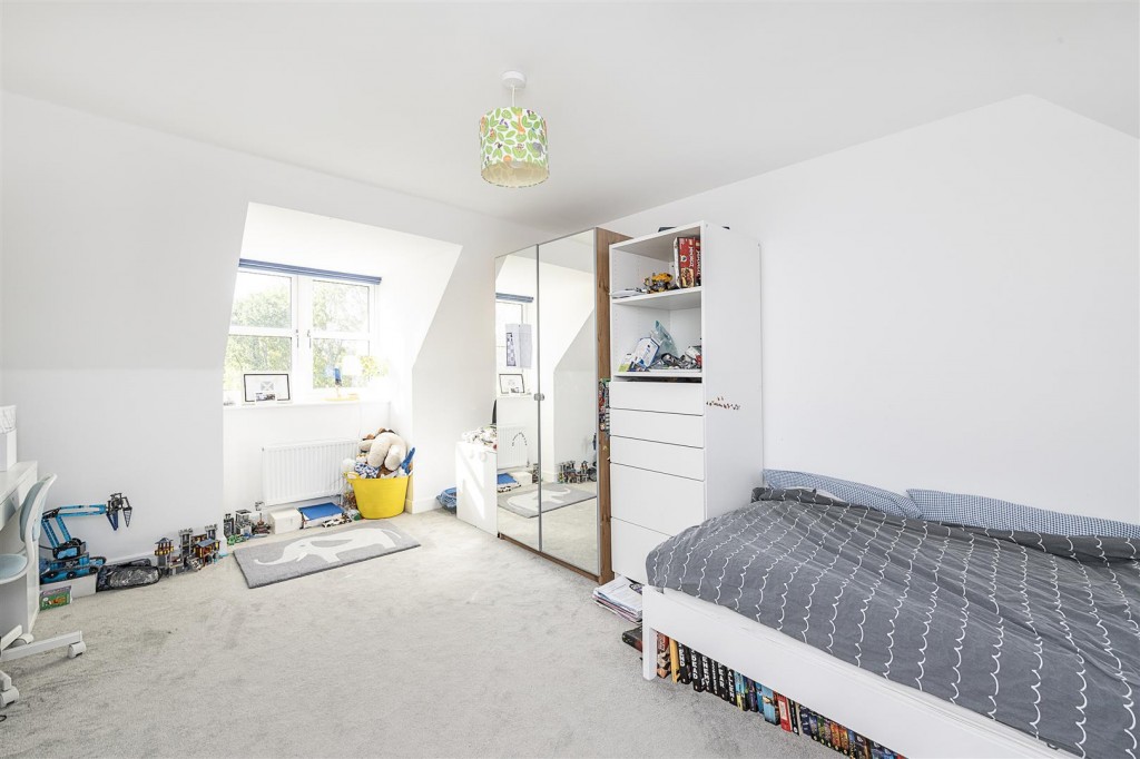 Osprey Drive, St. Albans