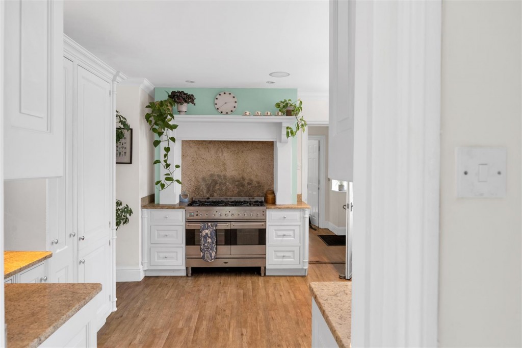 Codicote Road, Wheathampstead, St. Albans