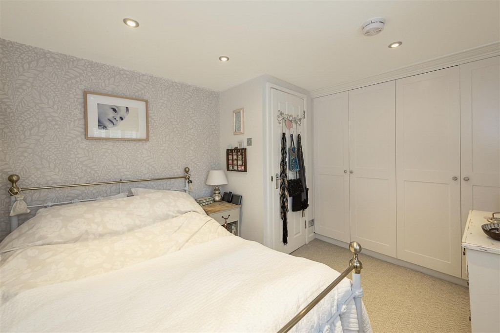 High Street, Sandridge, St. Albans