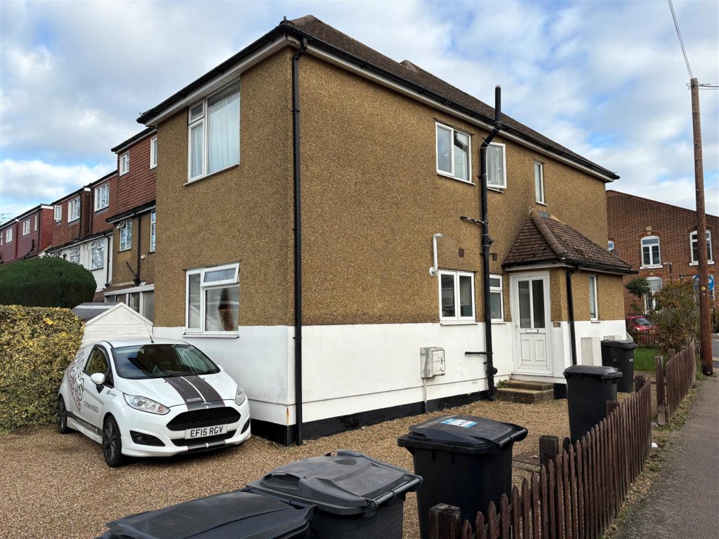 Sutton Road, St. Albans