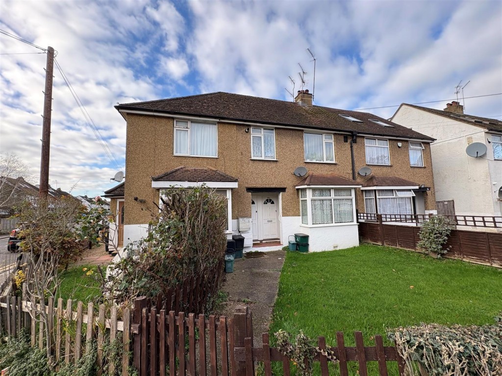 Sutton Road, St. Albans