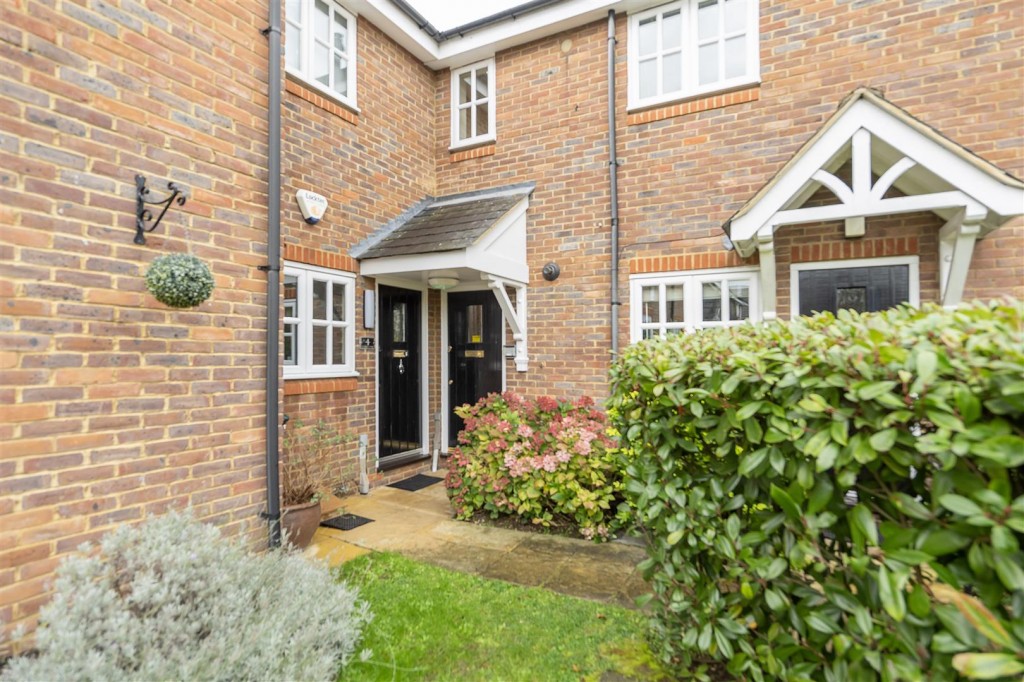 Minister Court, Frogmore, St. Albans