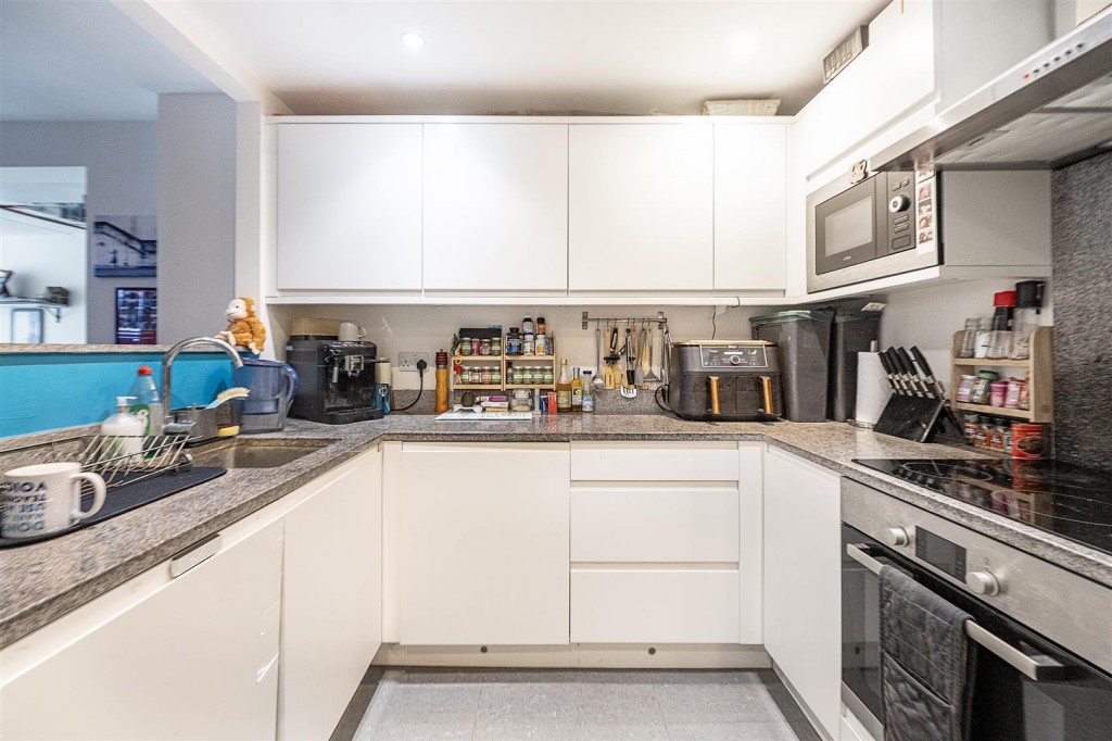 High Street, Sandridge, St Albans