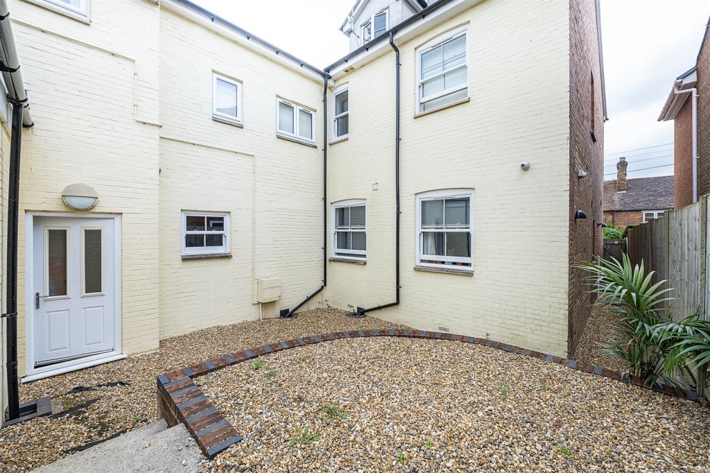 High Street, Sandridge, St Albans