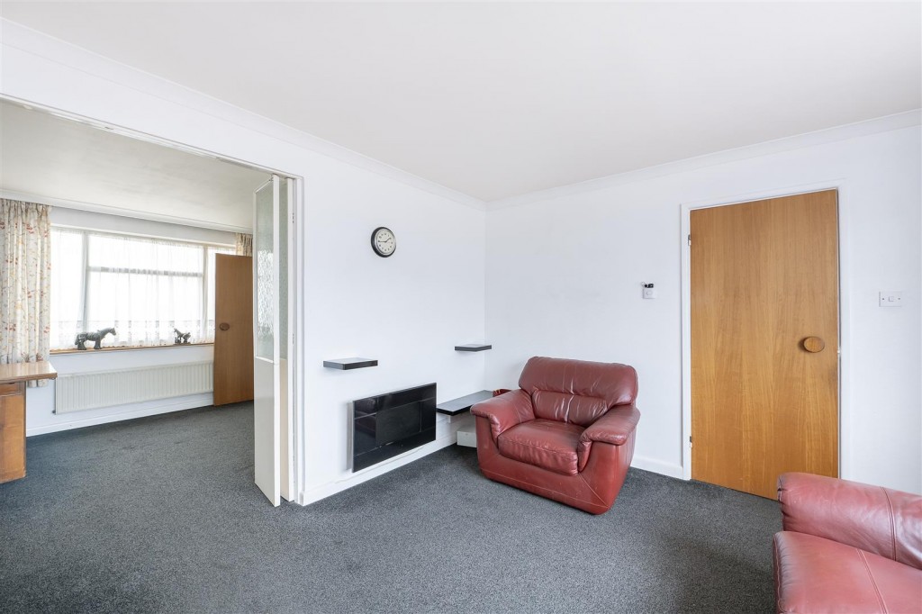 Alexander Road, London Colney, St. Albans