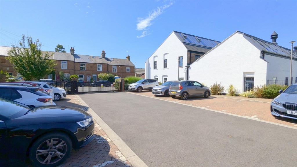 Hedley Road, St. Albans