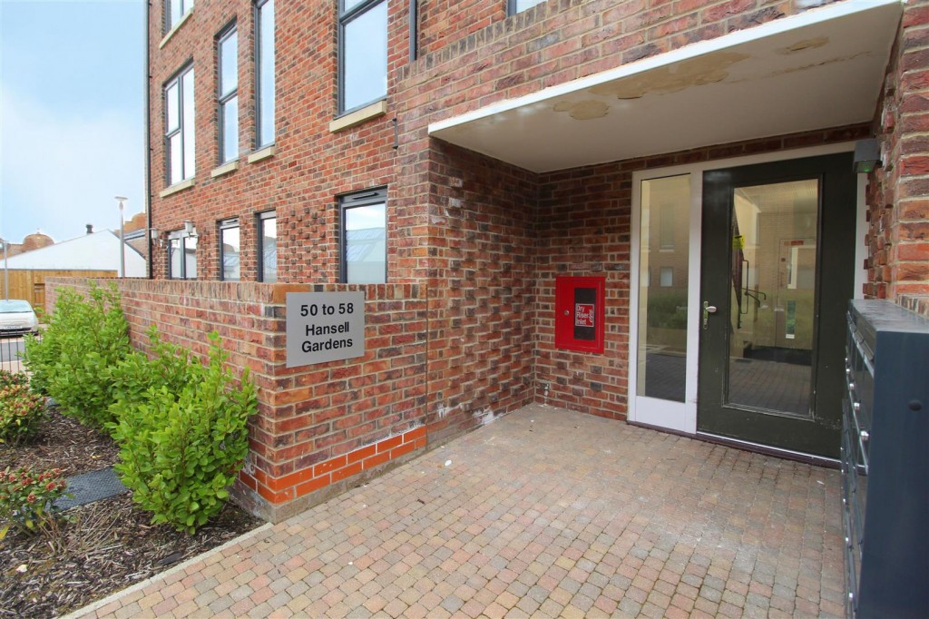 Hedley Road, St. Albans