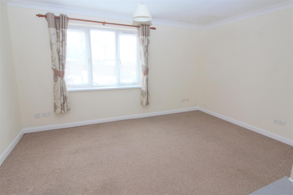 Batchwood Court, Batchwood Drive, St. Albans