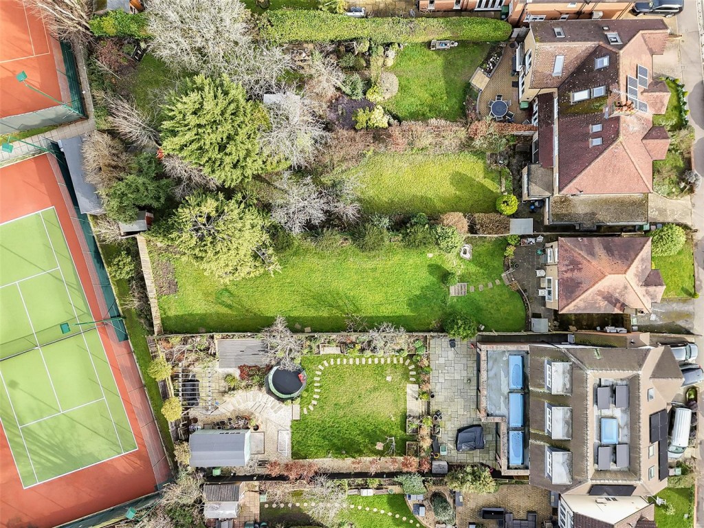 Waverley Road, St. Albans