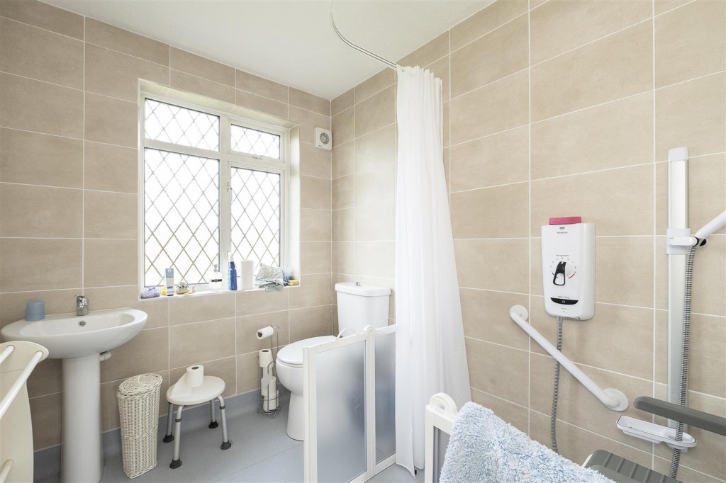 Waverley Road, St. Albans