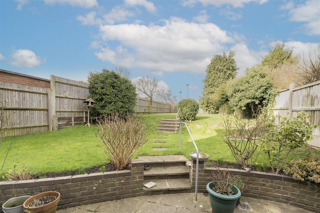 Waverley Road, St. Albans