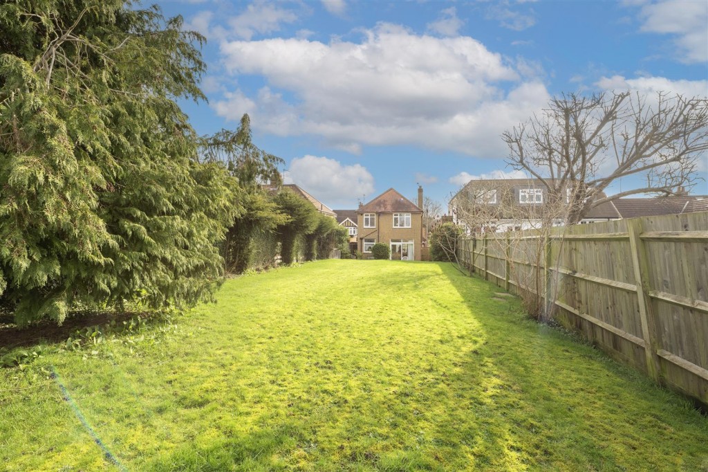 Waverley Road, St. Albans