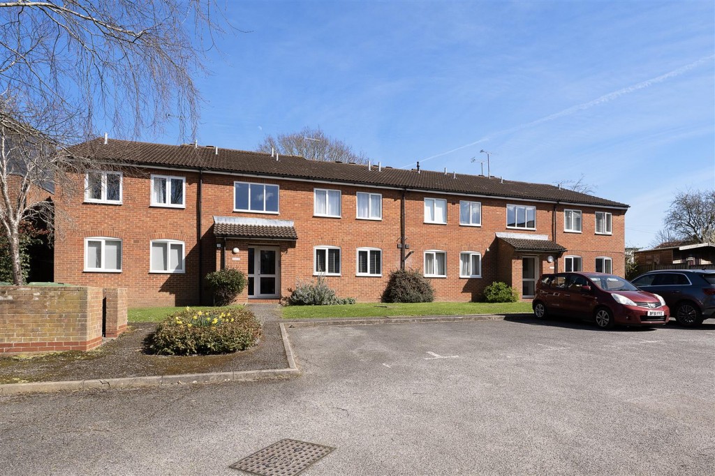 Alban Court, Burleigh Road, St. Albans