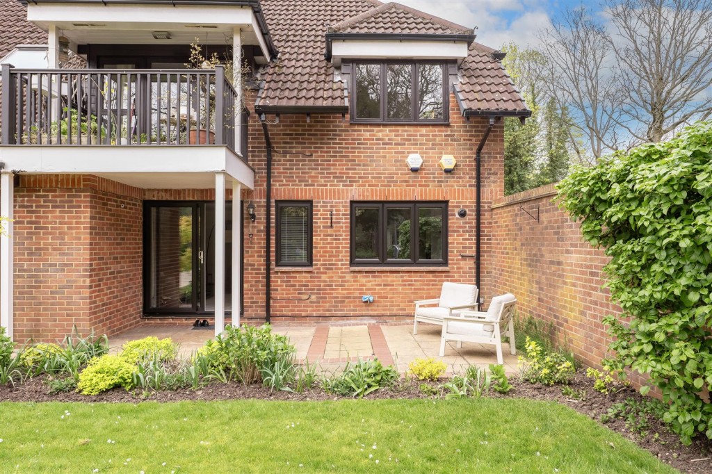 Birklands Park, London Road, St. Albans