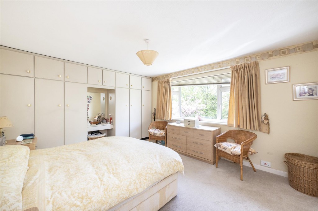 Admirals Walk, St. Albans