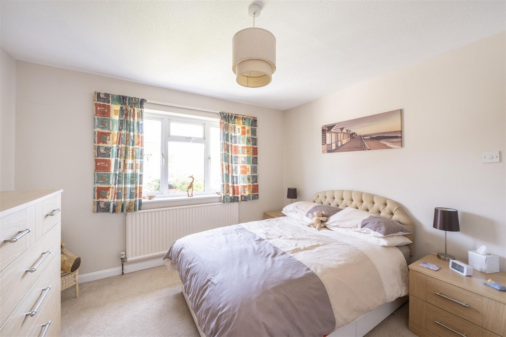 Admirals Walk, St. Albans