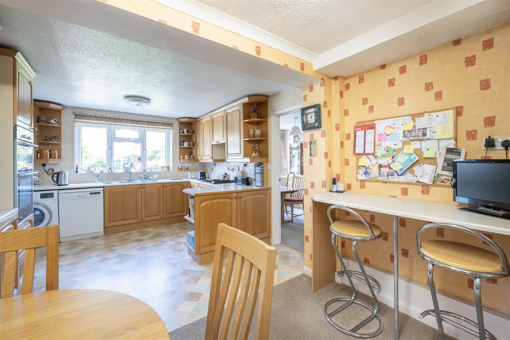 Admirals Walk, St. Albans