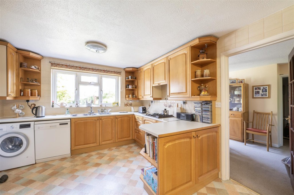 Admirals Walk, St. Albans