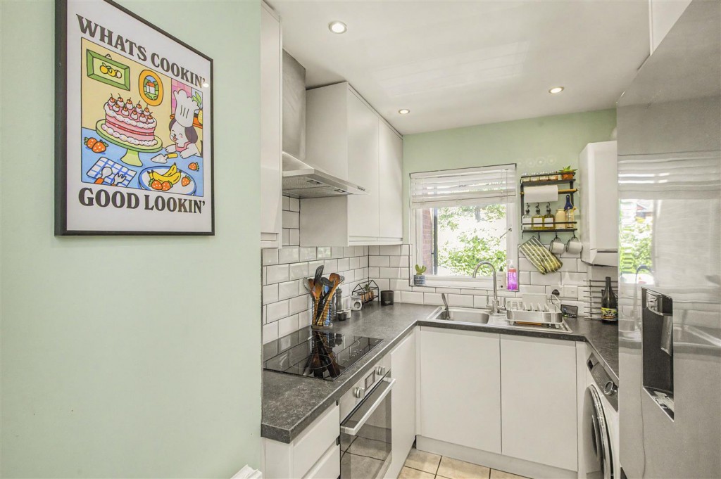 Upper Lattimore Road, St. Albans