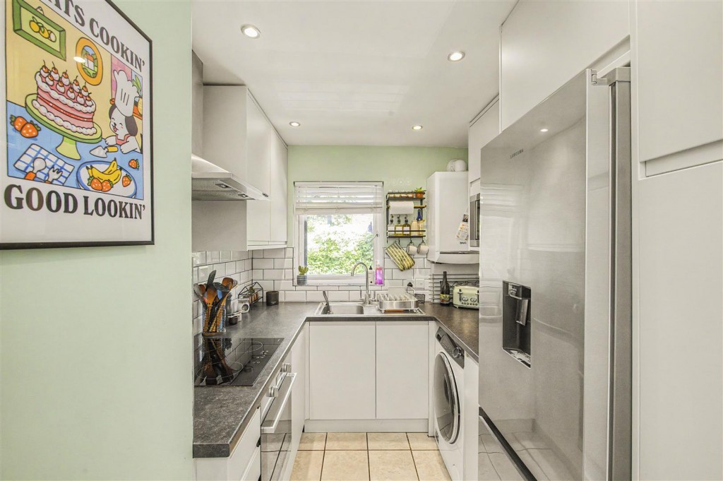 Upper Lattimore Road, St. Albans