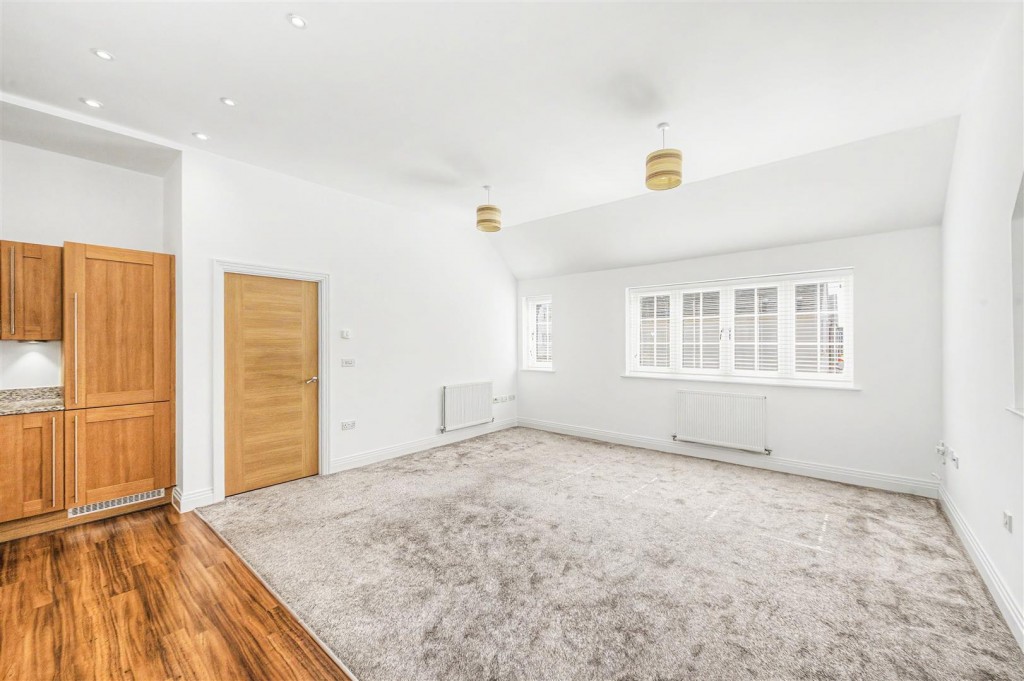 Mortimer Crescent, Kings Park, St Albans, Herts