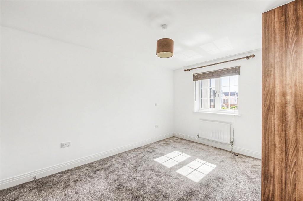 Mortimer Crescent, Kings Park, St Albans, Herts