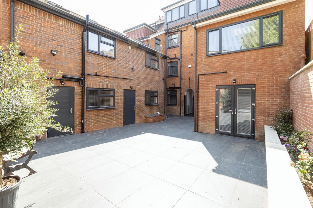 London Road, St. Albans