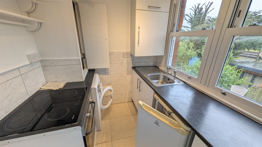 Flat 5 Rosemont 228 London Road St Albans Herts