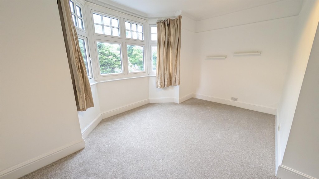 Flat 5 Rosemont 228 London Road St Albans Herts