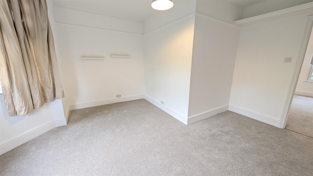 Flat 5 Rosemont 228 London Road St Albans Herts