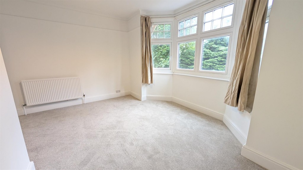 Flat 5 Rosemont 228 London Road St Albans Herts