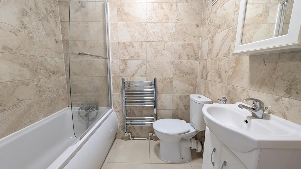 Flat 5 Rosemont 228 London Road St Albans Herts