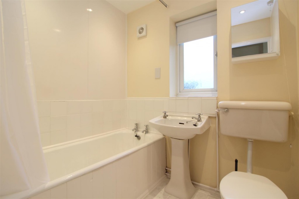 Riverside Close, Riverside Road, St Albans, Herts