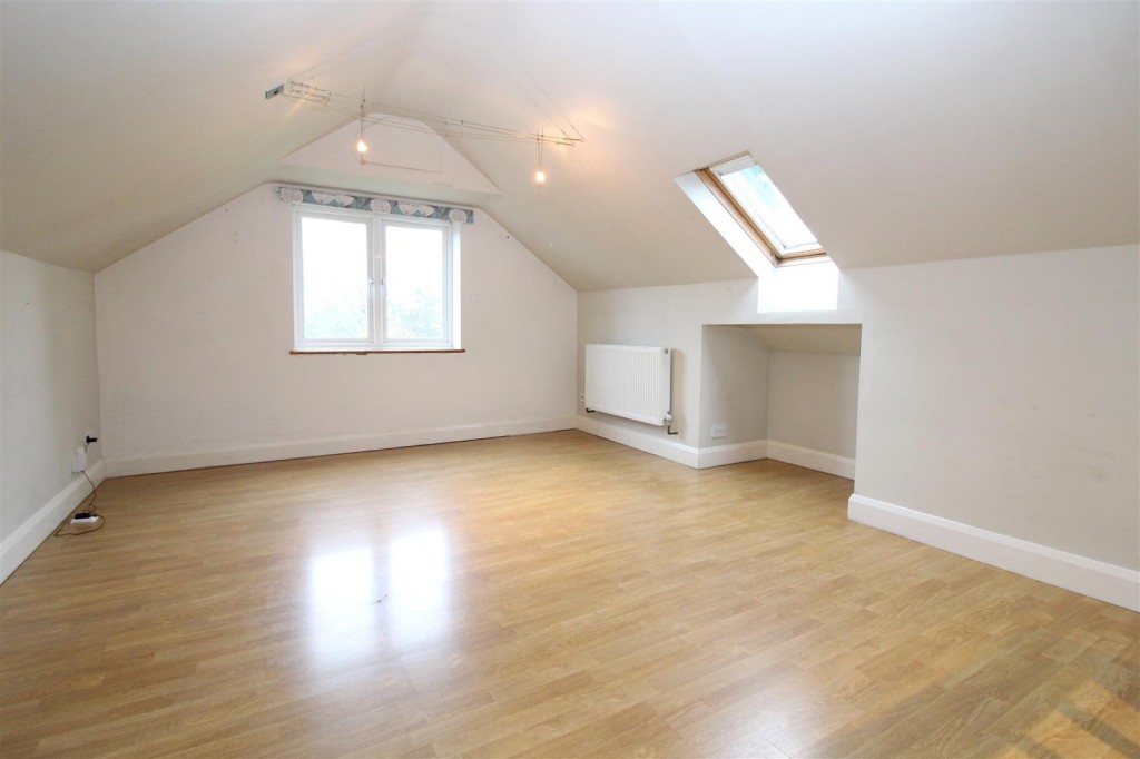 Riverside Close, Riverside Road, St Albans, Herts