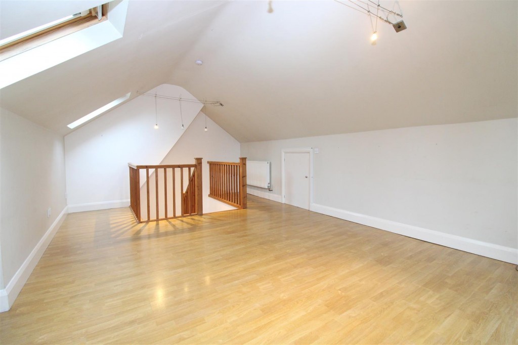 Riverside Close, Riverside Road, St Albans, Herts