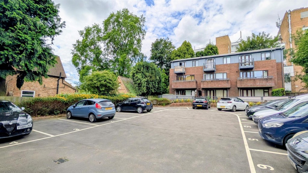 Chalfont Place, St Albans