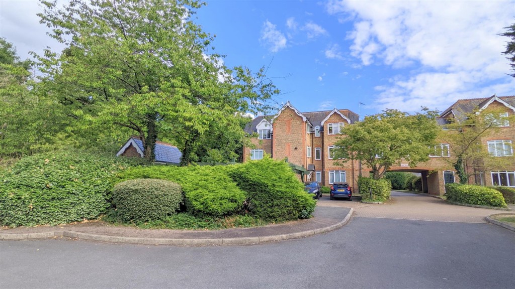 Latium Close, St Albans