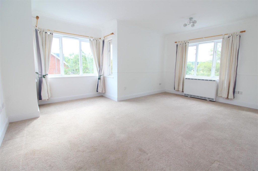 Latium Close, St Albans