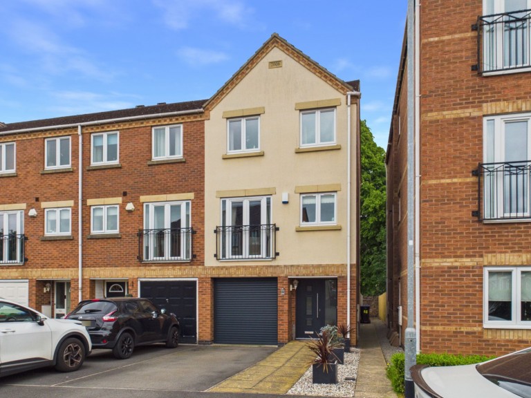 Ashleigh Avenue, Sutton-In-Ashfield, Nottinghamshire