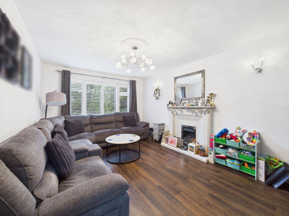 Linsdale Gardens, Gedling, Nottingham