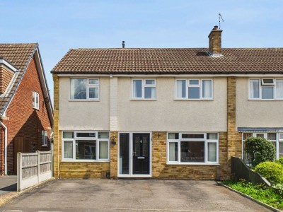 View full details for Roche Close, Arnold, Nottingham