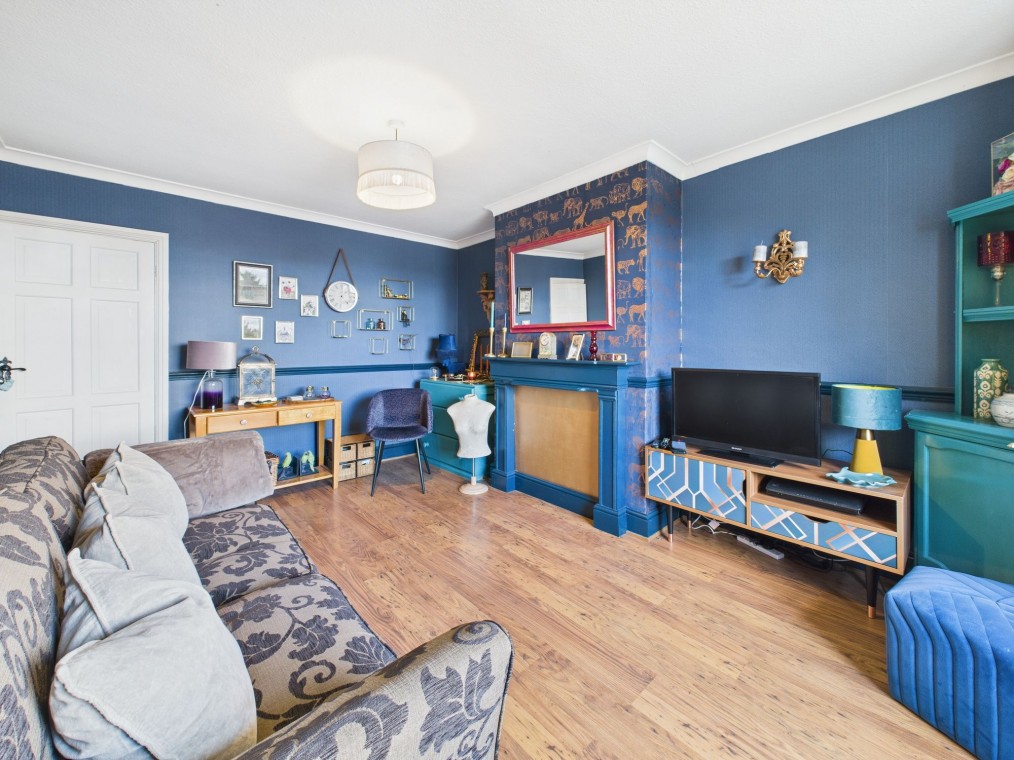 Yvonne Crescent, Carlton, Nottingham