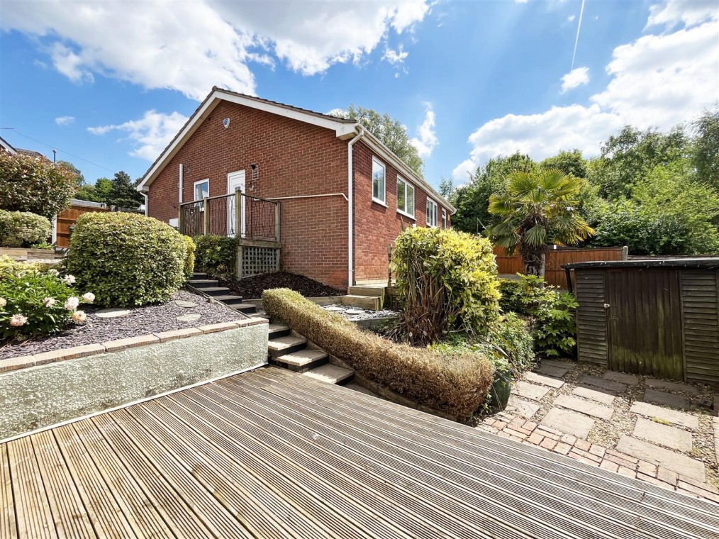Woodhedge Drive, Mapperley, Nottingham