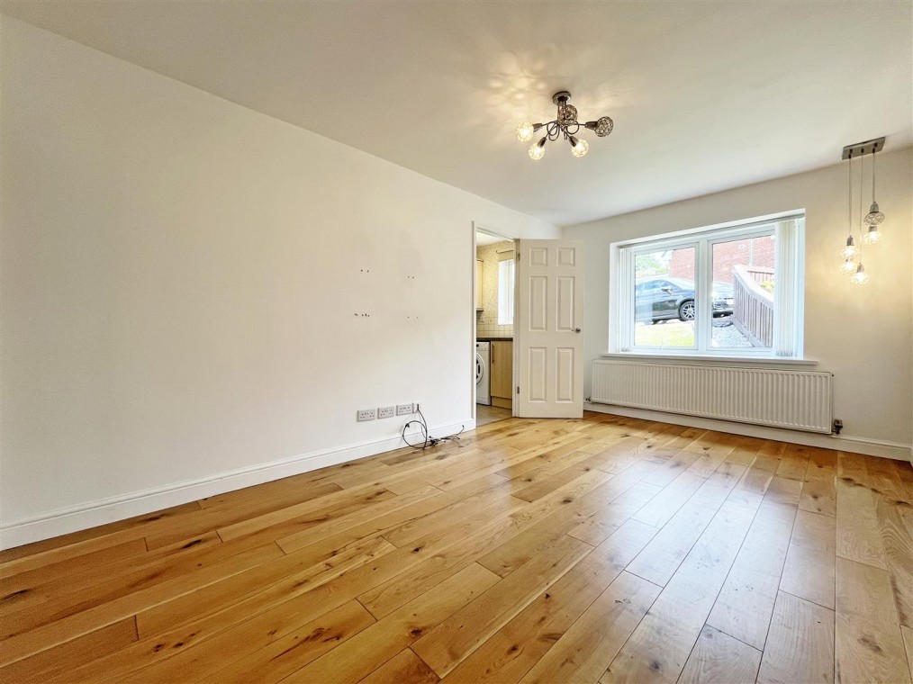 Woodhedge Drive, Mapperley, Nottingham