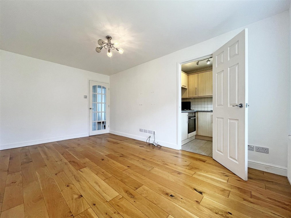 Woodhedge Drive, Mapperley, Nottingham