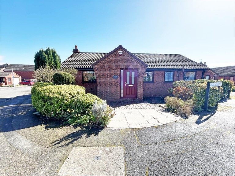 Ashwater Drive, Mapperley Plains, Nottingham