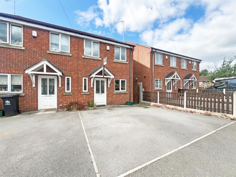 Cherry Tree Close, Calverton, Nottingham