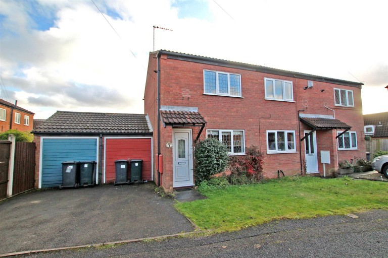 Oulton Close, Arnold, Nottingham