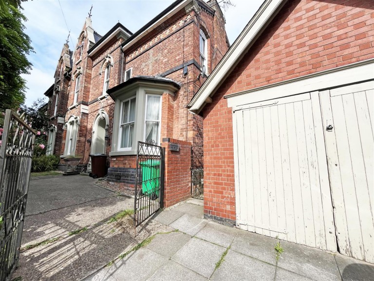 Chestnut Grove, Mapperley Park, Nottingham