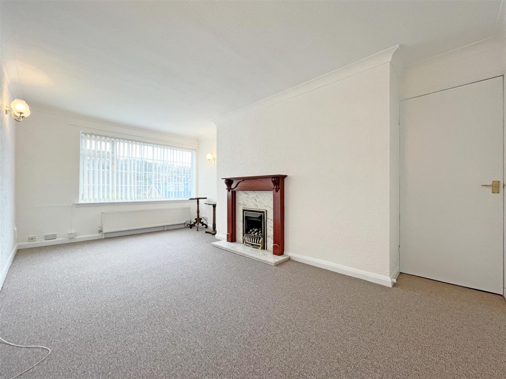 Almond Walk, Gedling, Nottingham